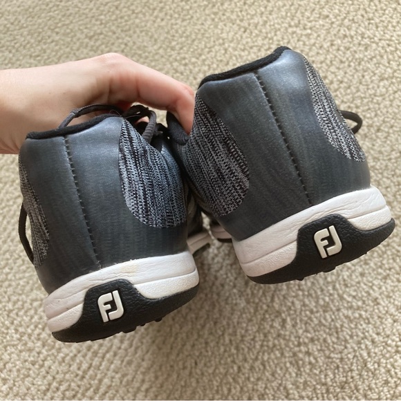 FootJoy Women’s Heathered Grey Sneakers Size 7.5 Tennis Shoes GUC - Picture 8 of 10